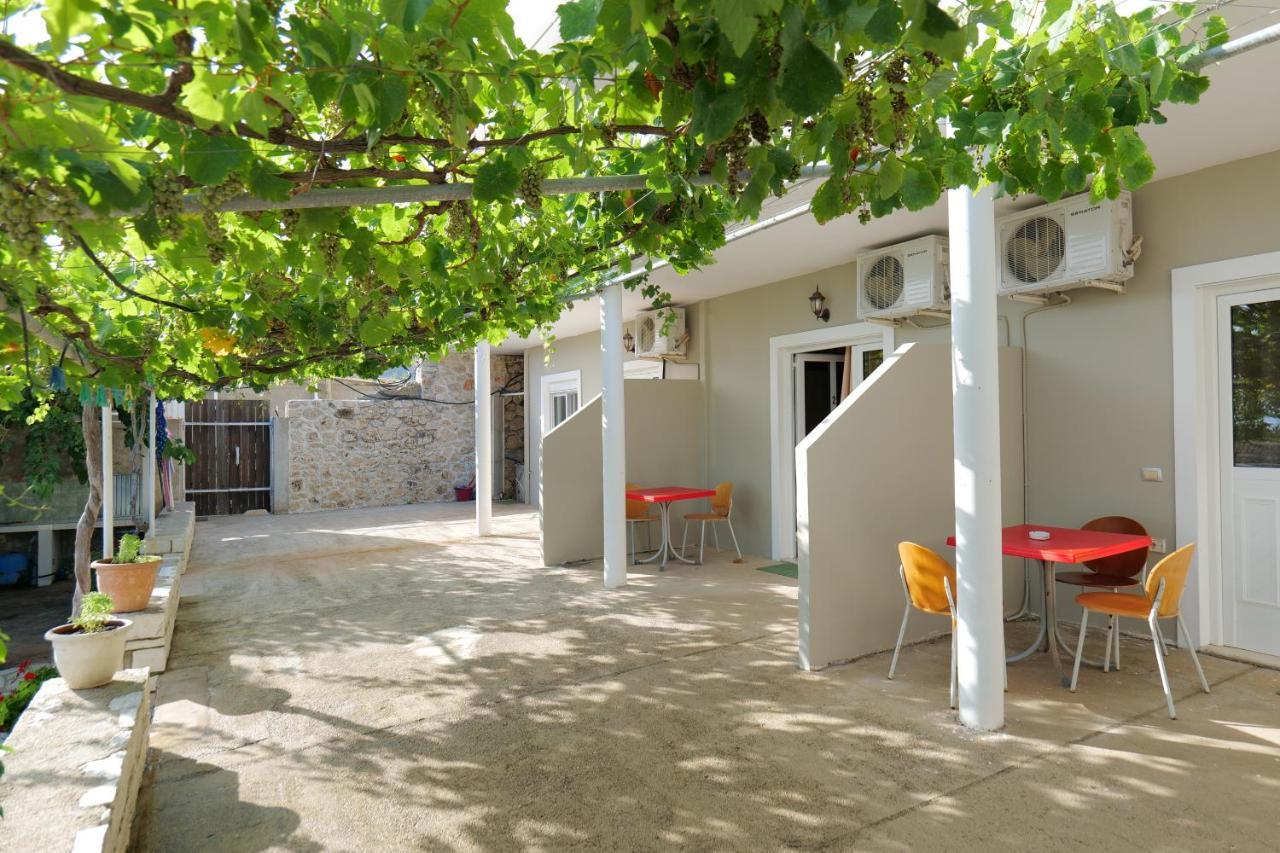 צ'פרו Villa Gjika מראה חיצוני תמונה