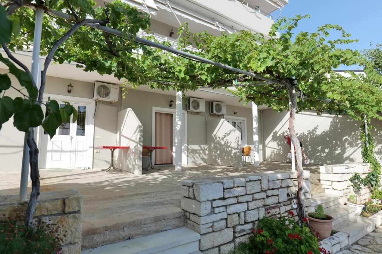 צ'פרו Villa Gjika מראה חיצוני תמונה